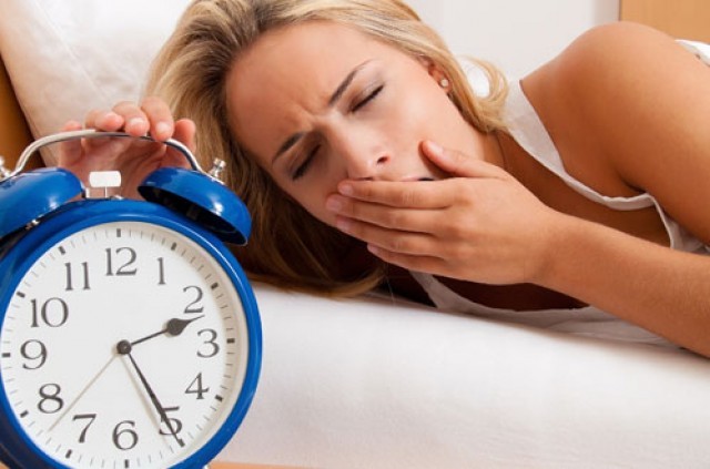 Νέα μελέτη : Όσοι κοιμούνται λιγότερο έχουν περισσότερα κιλά