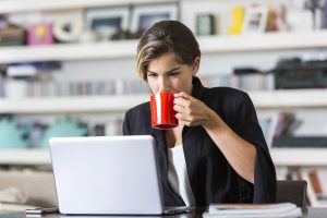 Στιγμιαίος καφές και καλύτερη διαχείριση της εργασιακής κόπωσης