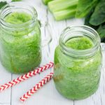 Smoothie με σπανάκι, μέλι και ξινόμηλο