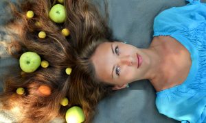 Ποια θρεπτικά συστατικά είναι απαραίτητα για υγιή μαλλιά