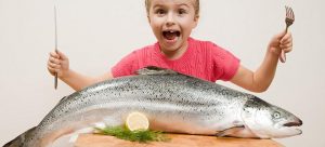 Δείτε πώς η κατανάλωση ψαριού μπορεί να βελτιώσει τον ύπνο και τη νοημοσύνη ενός παιδιού