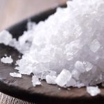 Φτιάξτε τονωτική λοσιόν για το πρόσωπο με αλάτι!