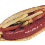hot dog σε κυπριακή πίτα με λουκάνικο γαλοπούλας, λάχανο και καρότο