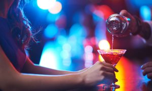 Ακόμη και η μέτρια κατανάλωση αλκοόλ μπορεί να είναι επιβαρυντική για την υγεία