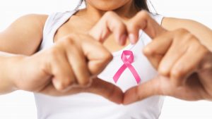 Δείτε ποια βιταμίνη συνδέεται με χαμηλότερη πιθανότητα εμφάνισης καρκίνου του μαστού