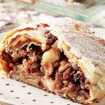 Σπιτικά στρούντελ με μήλο και κανέλα