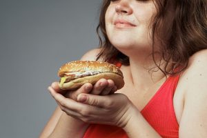 Νέα μελέτη συνδέει την όσφρηση με την παχυσαρκία