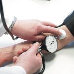 Τρία βασικά βήματα για καλύτερη ρύθμιση της αρτηριακής πίεσης