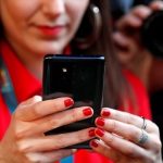 Η παρατεταμένη χρήση smartphone συνδέεται με υψηλότερη πιθανότητα εμφάνισης παχυσαρκίας