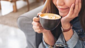 Τι συμβαίνει στον εγκέφαλό μας μετά από ένα μόνο φλιτζάνι καφέ;