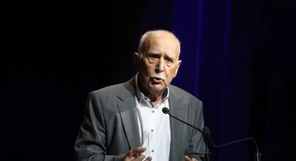 Γιώργος Παπαδάκης: Η σπαρακτική ανάρτηση του ανιψιού και συνεργάτη του, Αντώνη – Έζησα περισσότερα χρόνια δίπλα στον θείο μου, παρά με τον πατέρα μου