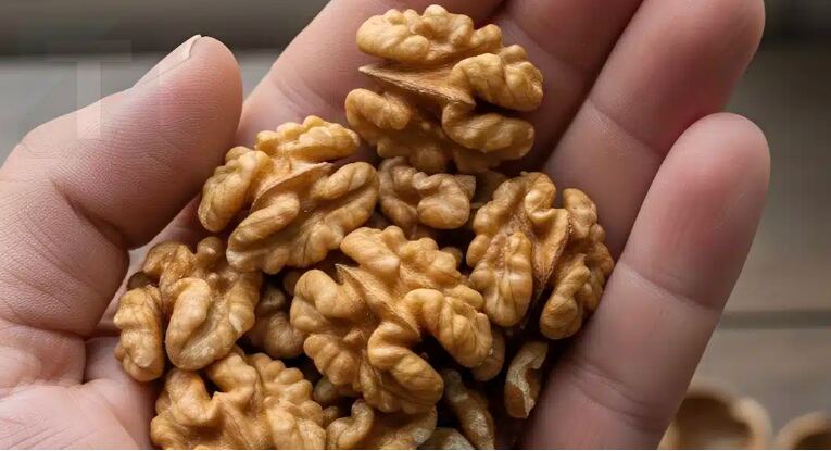 Τα Οφέλη της Καθημερινής Κατανάλωσης Καρυδιών στη Διατροφή σας