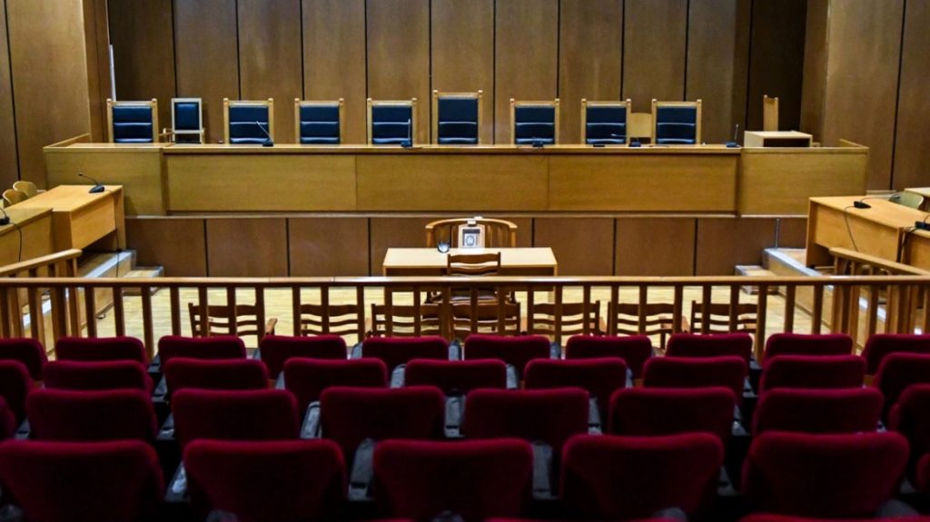 Σάλος στον χώρο του θεάτρου: Ένοχος ηθοποιός και σκηνοθέτης στην Ελλάδα για βιασμό και δύο απόπειρες βιασμού – Ποια η ποινή του