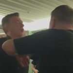 Το βαρύ ζεϊμπέκικο του Βασίλη Μπισμπίκη με πρώην βουλευτή του ΣΥΡΙΖΑ