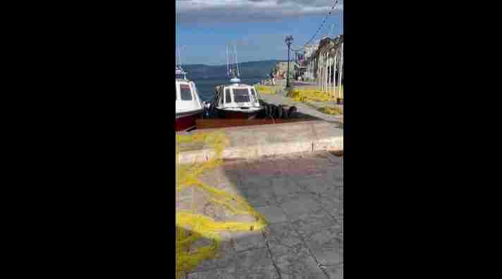 Ύδρα: Σκηνές έντασης στο λιμάνι με τον Μπραντ Πιτ – Αντιδράσεις από ταξί