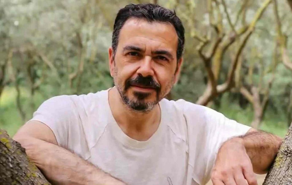 52χρονος μοντέρ του Mega έχασε τη ζωή του από έμφραγμα: Καταγγελίες ότι δεν ειδοποιήθηκε το ΕΚΑΒ (Βίντεο)