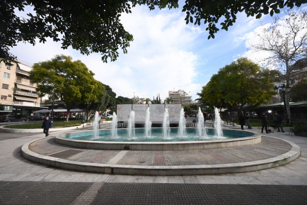 Αισιόδοξα νέα για το 2,5 ετών κοριτσάκι που έπεσε σε σιντριβάνι στην Καλλιθέα