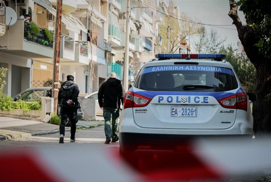 Παραδόθηκε στην ΕΛΑΣ ο ύποπτος για τη δολοφονία του 20χρονου στην Καλαμαριά Θεσσαλονίκης – «Χτύπησα για να γλιτώσω»