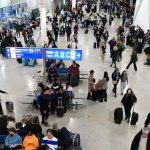 Έφτασε στο Ελ. Βενιζέλος το πρώτο από τα δύο αεροσκάφη με Έλληνες από το Ντουμπάι