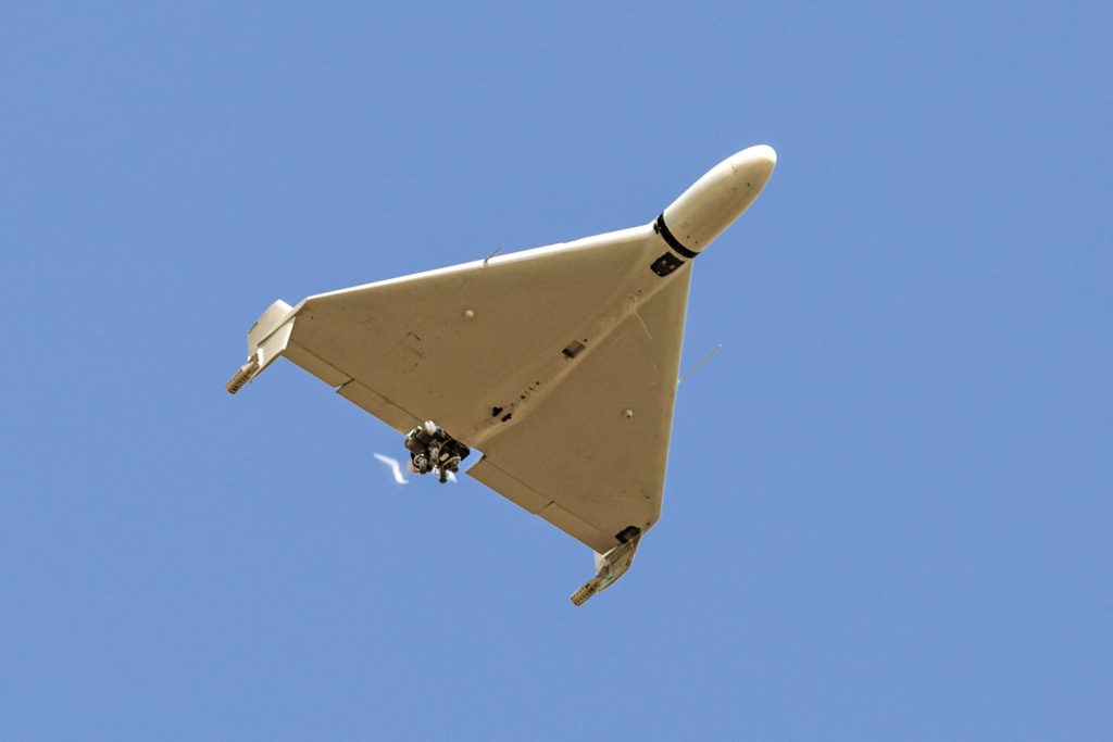 Πώς το Ιράν σπέρνει χάος με φθηνά drones στη Μέση Ανατολή – 2.000 επιθέσεις σε έξι ημέρες