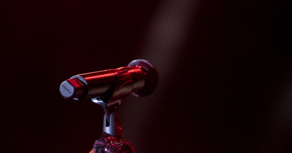 Εύβοια: Ο πατέρας του παιδιού 1,5 χρονών που φημολογείται ότι ήπιε πετρέλαιο απαντά και διαψεύδει τις πληροφορίες για σύλληψη – «Το παιδί είναι καλά»