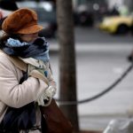 Καιρός: Φθινοπωρινή Πρωτομαγιά με βροχές, βοριάδες και τσουχτερό κρύο