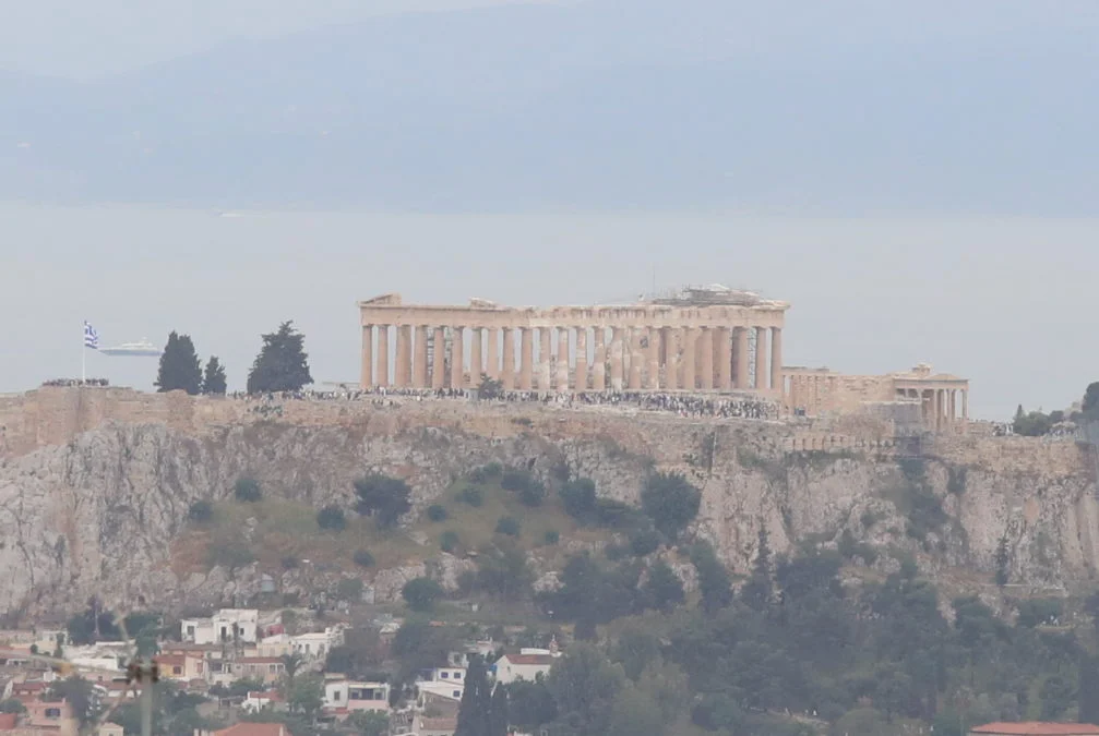 Καιρός: Πότε θα υποχωρήσει η αφρικανική σκόνη από την Αττική – Έως και 34 βαθμούς θα φτάσει η θερμοκρασία τις επόμενες μέρες