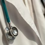«Μπάχαλο» με το σύστημα ηλεκτρονικής συνταγογράφησης: Στέλνουν γυναίκα για εξέταση σπέρματος