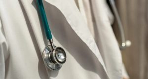 «Μπάχαλο» με το σύστημα ηλεκτρονικής συνταγογράφησης: Στέλνουν γυναίκα για εξέταση σπέρματος