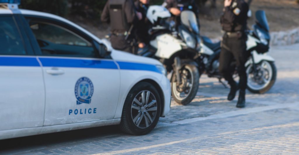 Γυναικοκτονία στην Καλαμάτα: Σκότωσε την 39χρονη σύζυγό του μέσα στο σπίτι τους