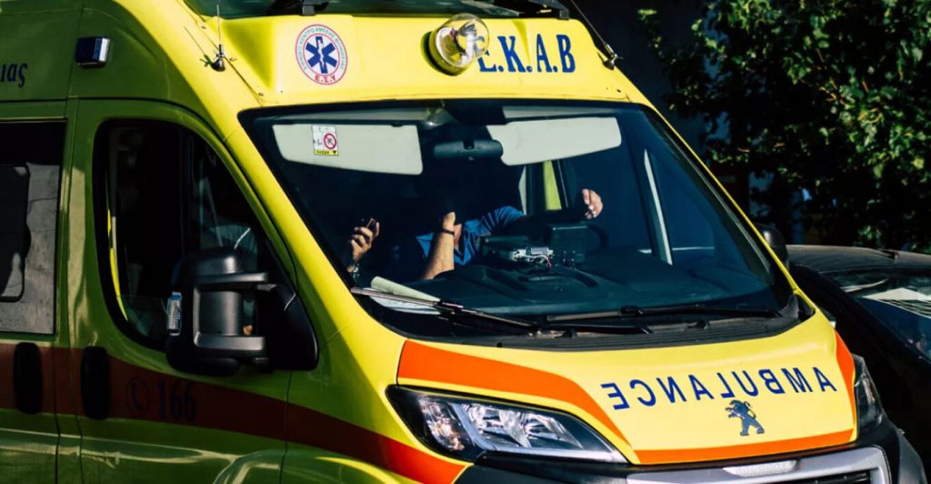 Κρίσιμα 3χρονο παιδί στο Μενίδι, παρασύρθηκε από όχημα