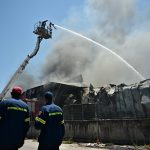 Η Πυροσβεστική απέτρεψε επέκταση της φωτιάς σε γειτονικά κτίρια