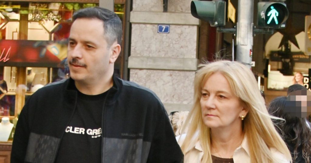 Ο Αλέξανδρος Τσουβέλας και η σύντροφός του Εύα Καρύδη προειδοποιούν με προσφυγή στη δικαιοσύνη για σεξιστικά σχόλια σε φωτογραφίες τους