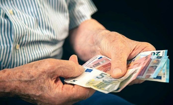 Συντάξεις Ιουλίου: Οι τελευταίες εξελίξεις