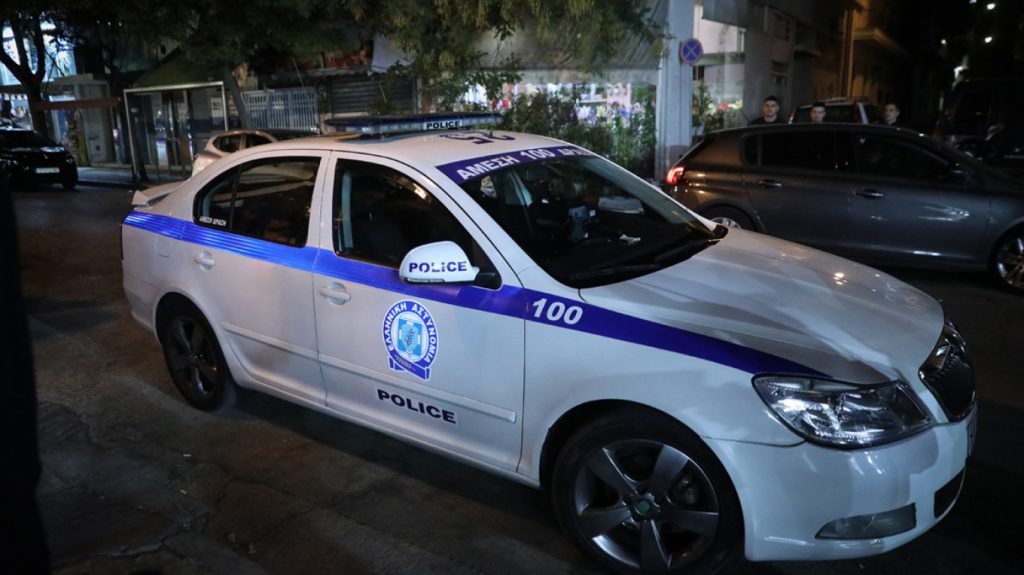 Ελληνικό FBI: Συνελήφθη αλλοδαπός με χειροβομβίδα στην Αθήνα