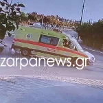 BINTEO: Η στιγμή που το ασθενοφόρο αναποδογυρίζεται μετά την σύγκρουση με όχημα στα Χανιά