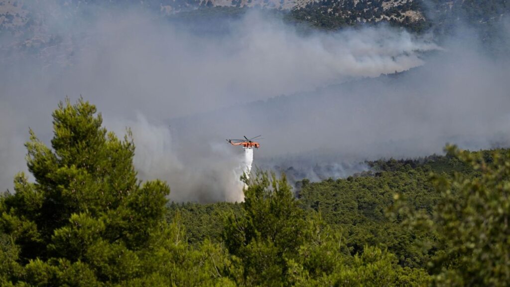 Βίντεο ντοκουμέντο από τη σύγκρουση των δύο ελικοπτέρων στην Ψάθα