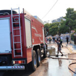 Τραγωδία στη Σαλαμίνα: Δύο νεκροί και μάχη με τις φλόγες σε δύο μέτωπα