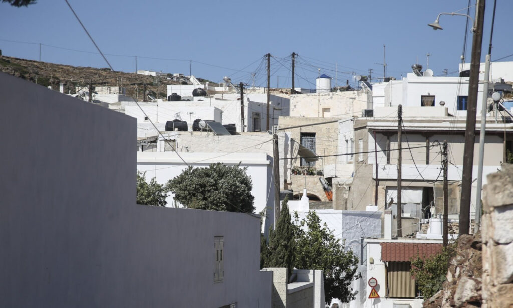 Κίμωλος: Θρήνος για τον 17χρονο που πέθανε από ηλεκτροπληξία