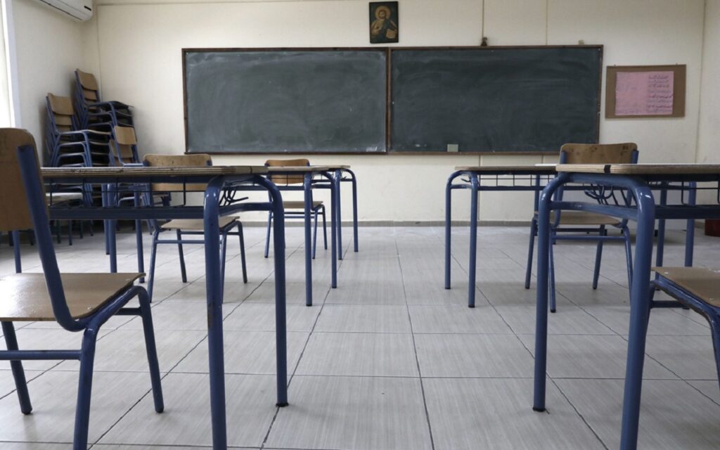 Αναστάτωση σε σχολείο της Θεσσαλονίκης: 14χρονος με μαχαίρι μπροστά στους συμμαθητές του