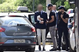 Δικηγόρος οικογένειας Μαζωνάκη: «Προσπαθούν να βγάλουν τον γιατρό από το κάδρο»-Μπαίνουν μέσα και οι νοσηλεύτριες;