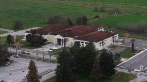 Ο Τριαντόπουλος στο ειδικό δικαστήριο για το μπάζωμα στα Τέμπη