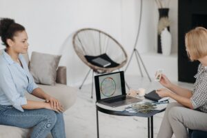 Η εσωτερική αναστάτωση υποχωρεί: 3 ζώδια ξαναβρίσκουν τον έλεγχό τους